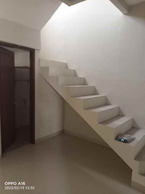 rumah bagus siap huni di jatimakmur pondok gede bekasi