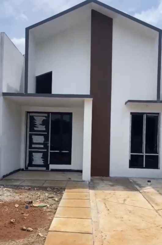 rumah baru siap huni dalam cluster di cipayung depok
