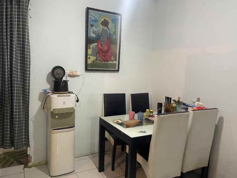 rumah cantik vila dago ciputat