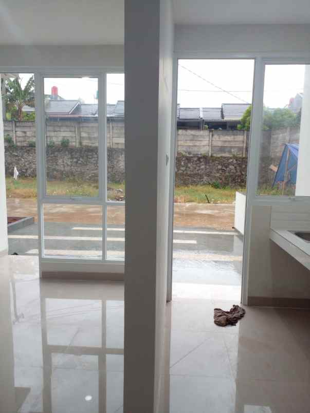 rumah cilebut tanpa bank 900 stasiun krl