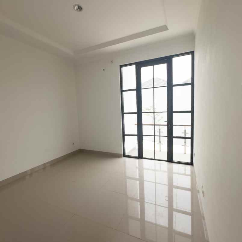 rumah cluster 2 lantai siap huni di bintaro paradiso