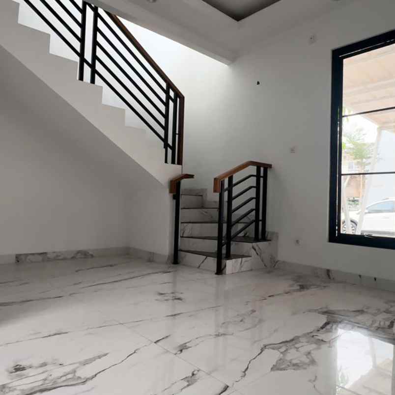rumah cluster 2 lantai siap huni di bintaro paradiso