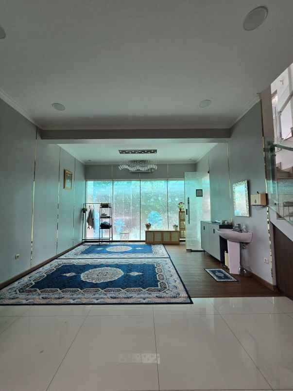 rumah dalam cluster di billymoon pondok kelapa jaktim