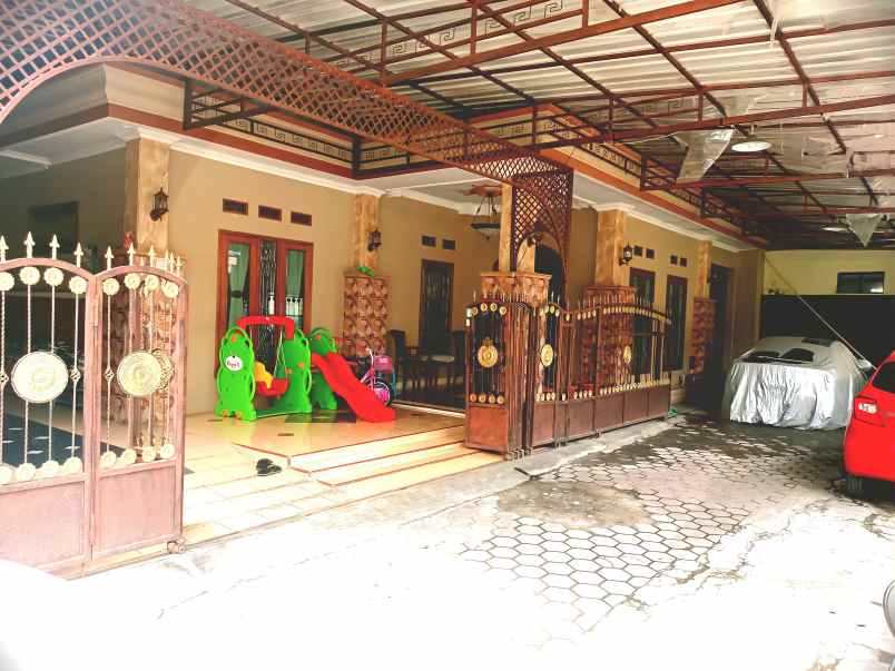 rumah demakan baru tegalrejo