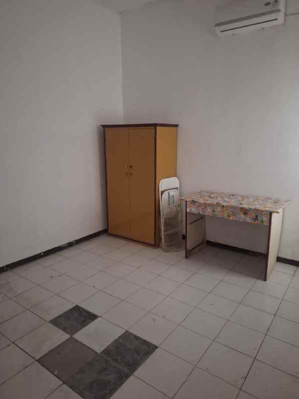 rumah di nginden surabaya timur
