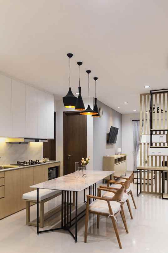 rumah dijual cepat graha natura edenia surabaya