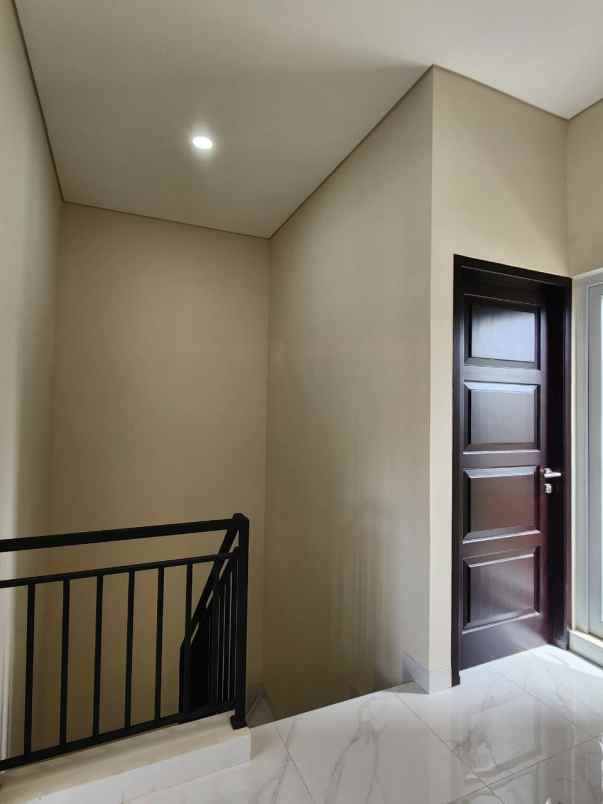 rumah dijual di limo dekat tol limo dan tol krukut