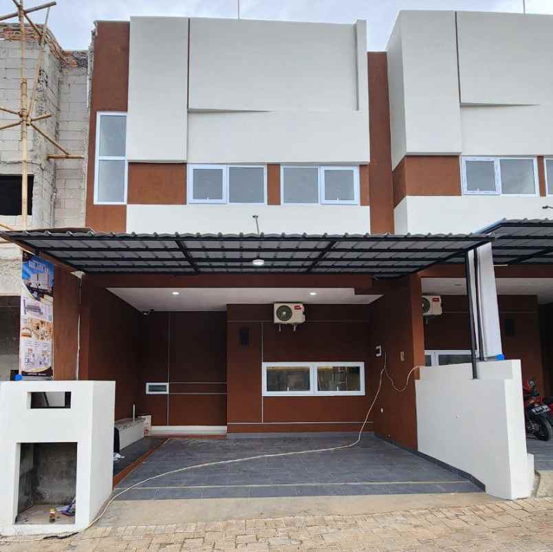 rumah dijual di limo dekat tol limo dan tol krukut