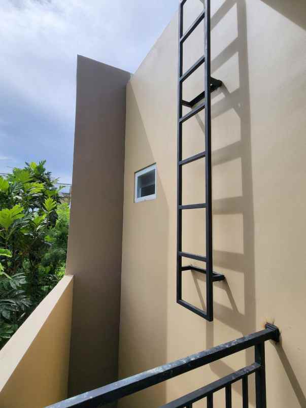 rumah dijual di limo dekat tol limo dan tol krukut