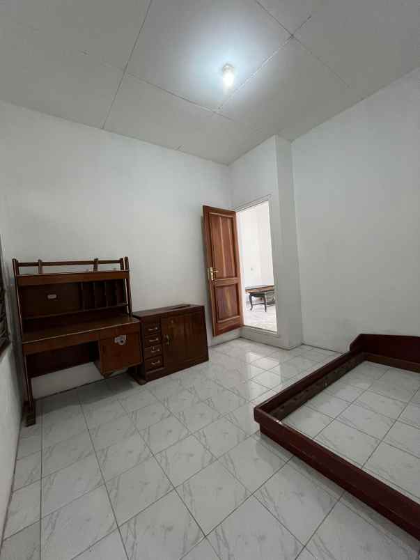 rumah dijual kinibalu barat surabaya pusat