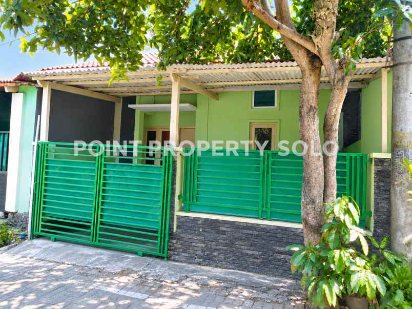 rumah dijual mojosongo jebres solo dekat kampus uns