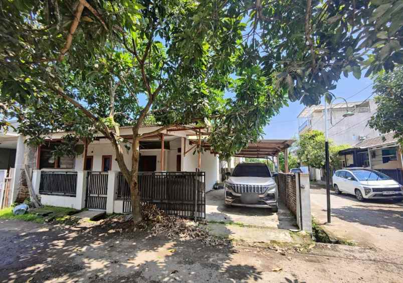 rumah hook dekat terminal pakupatan