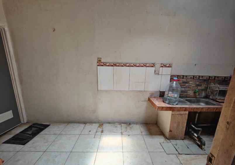 rumah hook dekat terminal pakupatan