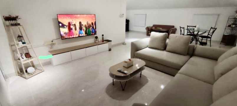 rumah hook di sunter agung utara jakarta utara