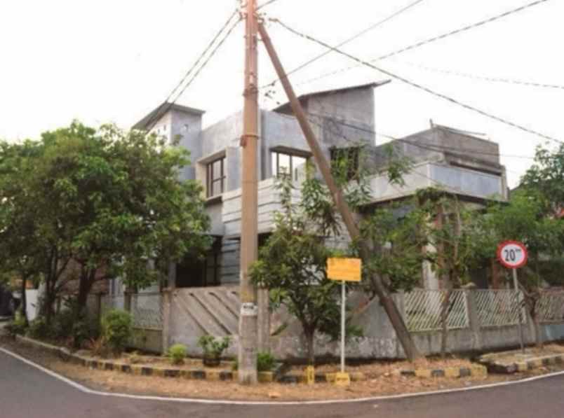 rumah hook hitung tanah di rungkut asri surabaya timur