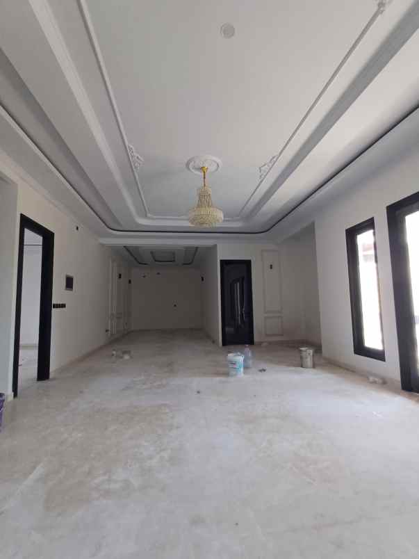 rumah jakarta selatan jati padang