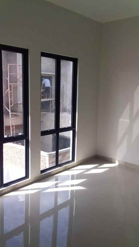 rumah jl metland tambun