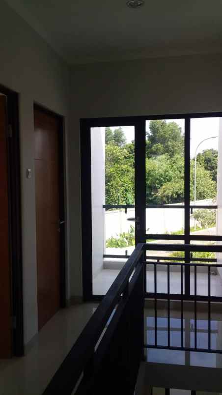 rumah jl metland tambun