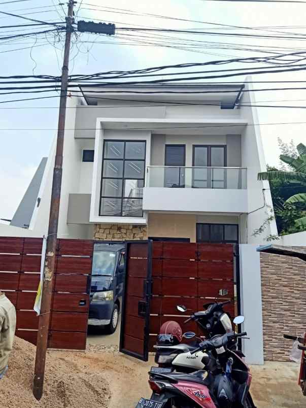rumah jl smpn 27 duren sawit raya
