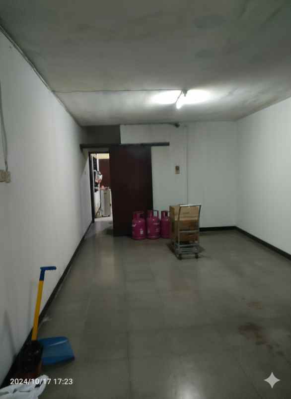 rumah jl suryani bandung jabar