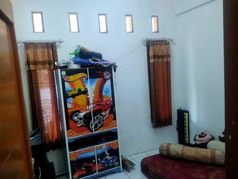 rumah jln perumahan taman