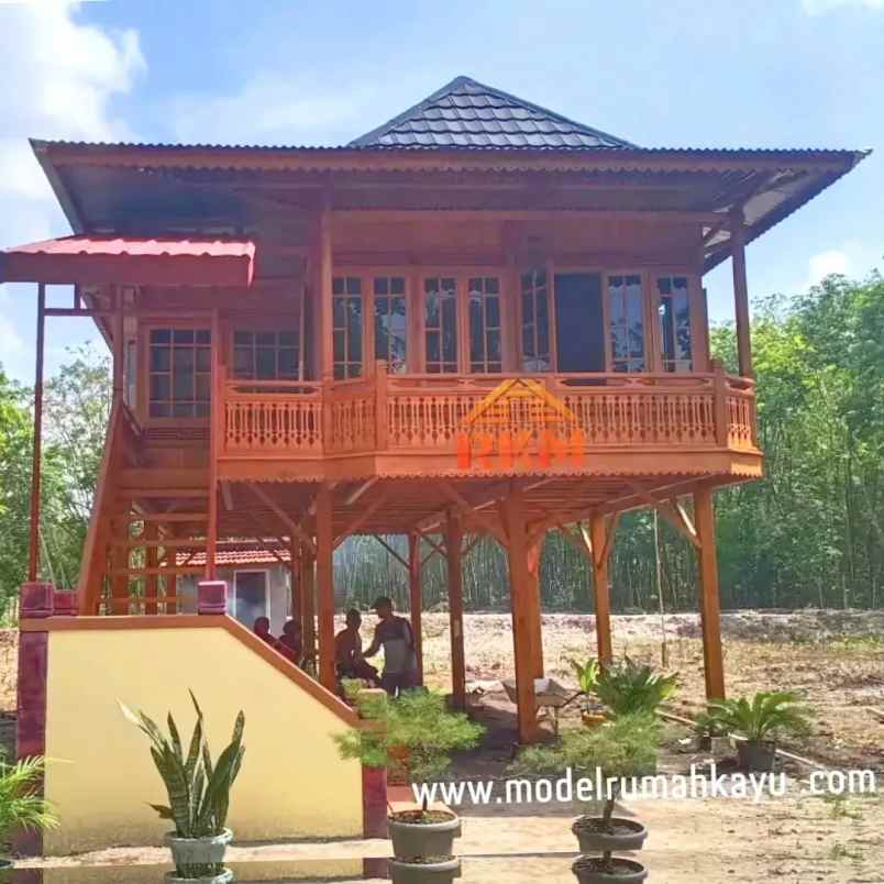 rumah kayu panggung limas 6x8 meter