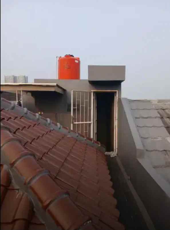 rumah komplek jati bening baru