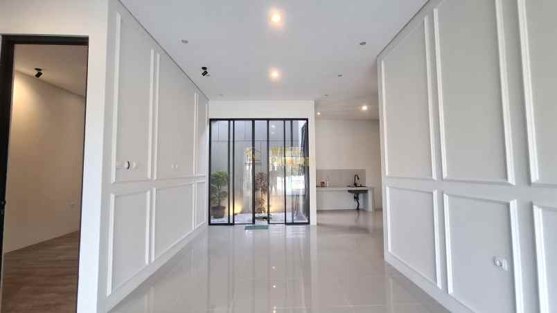 rumah kontemporer siap huni dekat candi sambisari