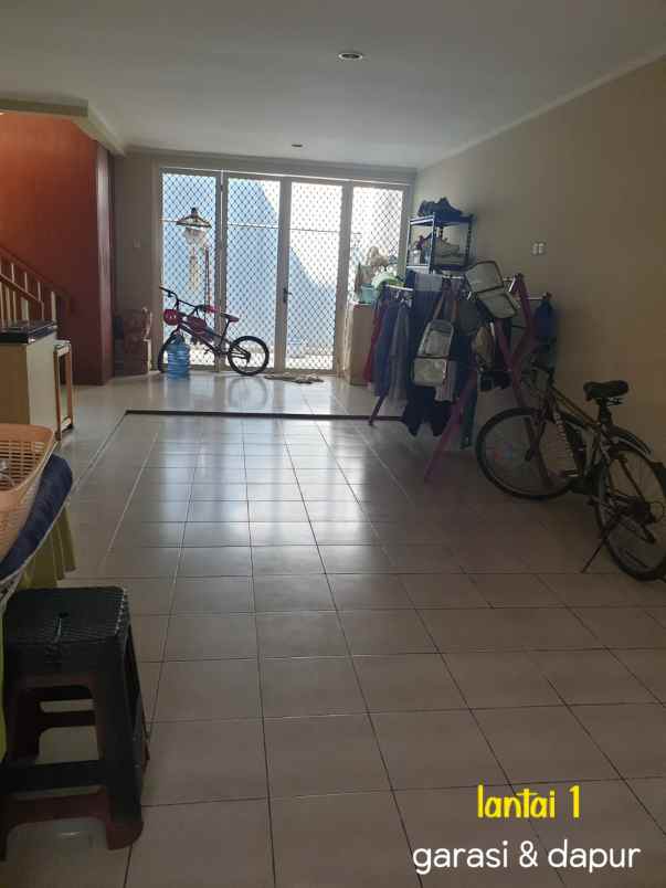 rumah level split kebayoran residence bintaro jaya