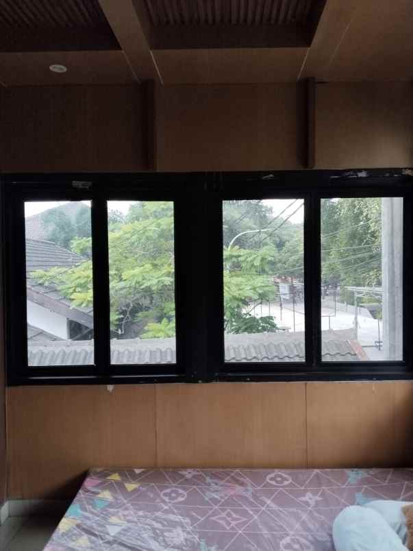 rumah lokasi straregis di salendro buah batu bandung