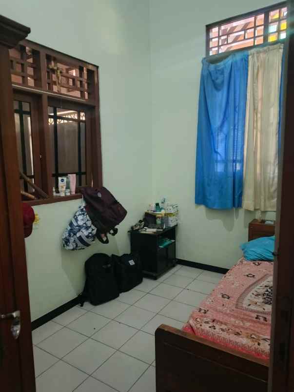 rumah luas fully furnished di kota jogja