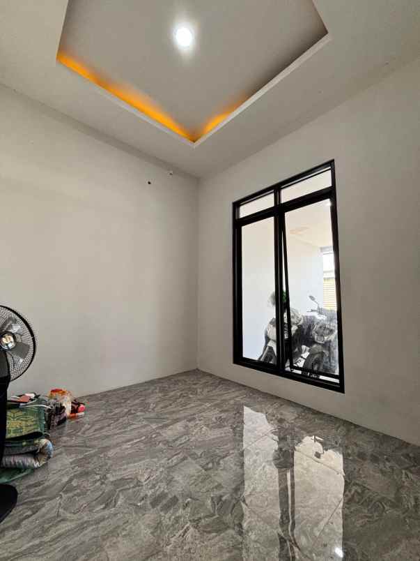 rumah luxury dengan desain scandinavian