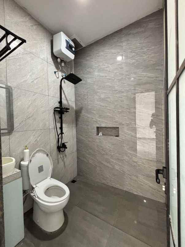 rumah luxury dengan desain scandinavian