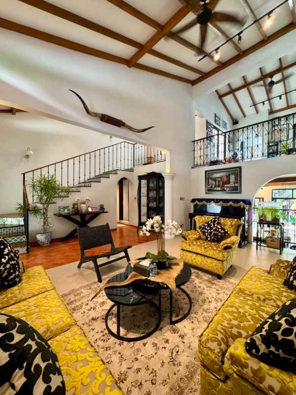 rumah mewah 2lt pool premium quality villa cinere mas