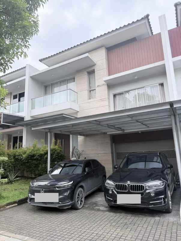 rumah mewah di cluster concerto beach pik jakarta