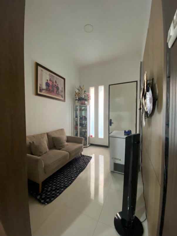 rumah minimalis siap huni