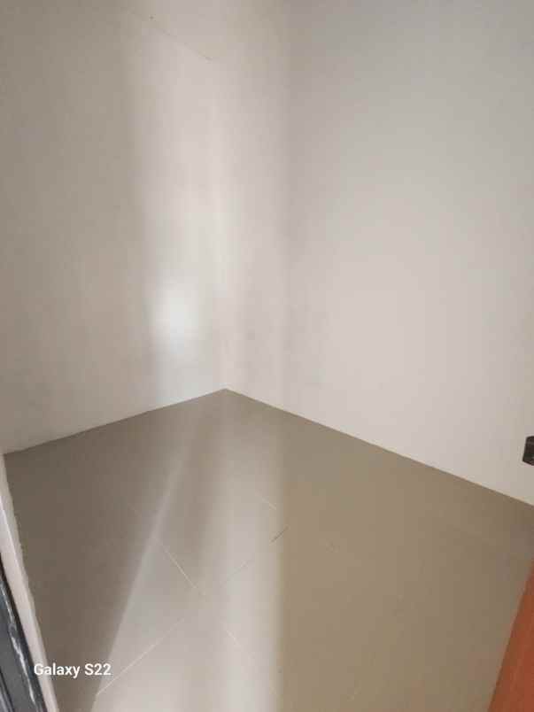 rumah murah 200 jutaan dekat stasiun didepok