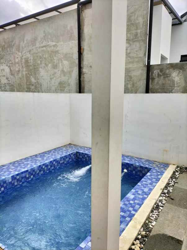 rumah murah plus kolam renang di bandung