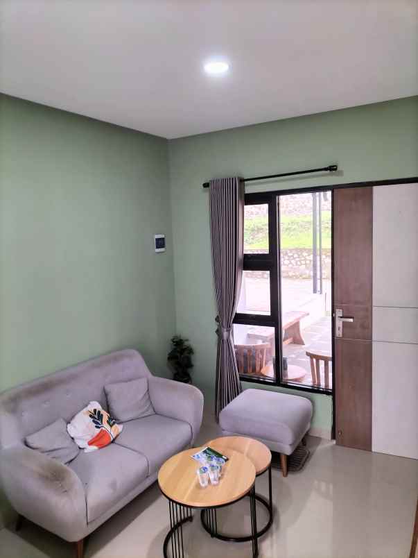 rumah murah plus kolam renang di bandung