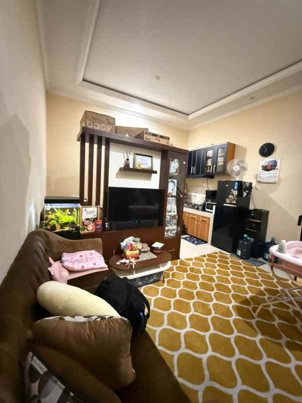 rumah secondary terawat siap huni di bintara bekasi