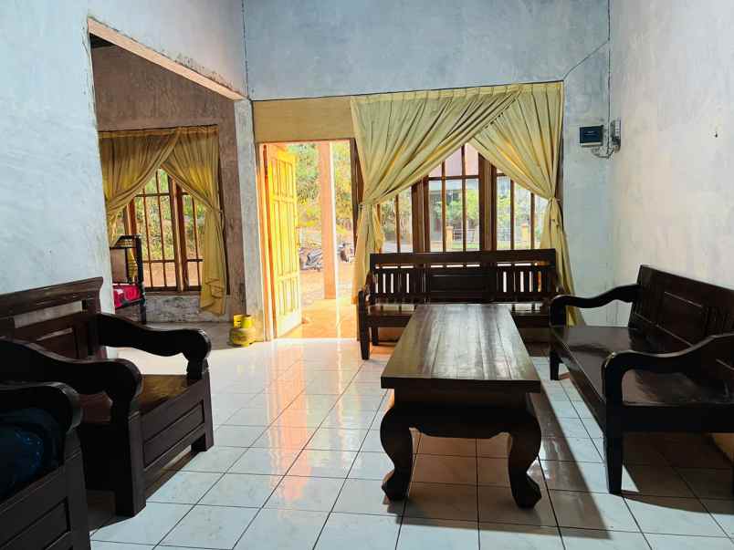 rumah siap huni 1865m bonus pohon durian karanganyar