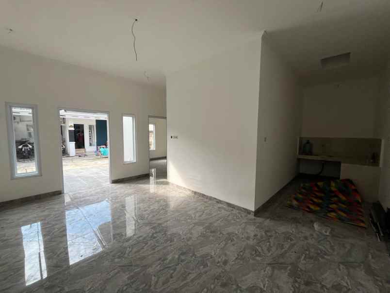rumah siap huni cluster lt 65 lb 45 pamulang rp 680jt