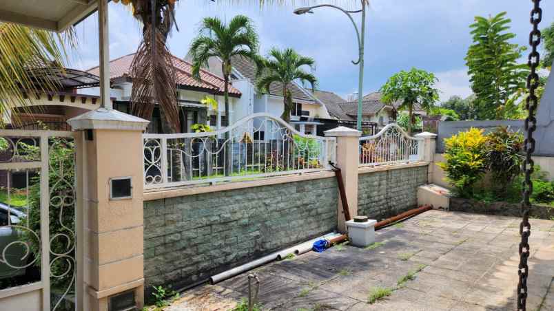 rumah siap huni lokasi di araya kota malang