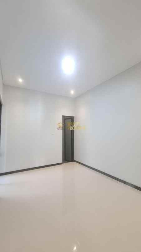 rumah siap huni tanah luas dekat pasar jangkang sleman