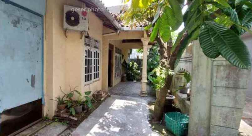 rumah solo kota 198m2 dekat solosquare 900jt