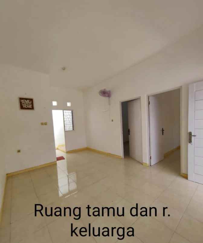 rumah sukolilo dian regency surabaya 1 lantai