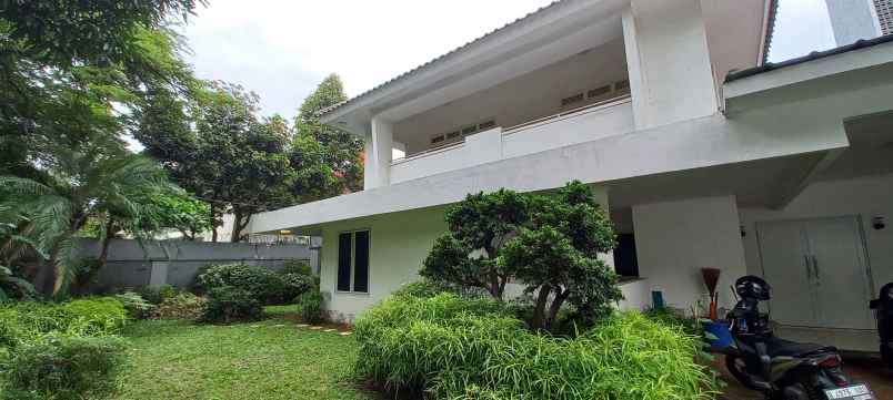 rumah super strategis pinggir jalan raya brawijaya