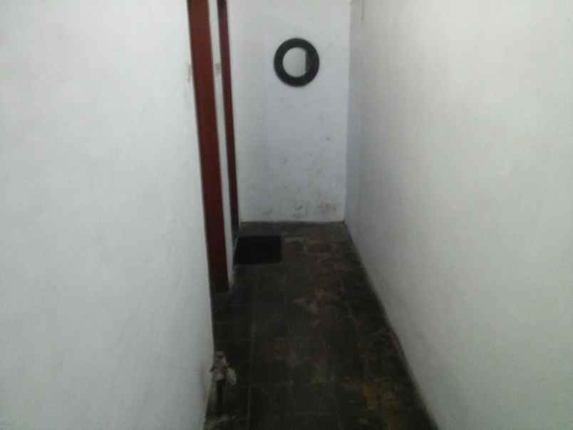 rumah tepi jalan dekat bank bni