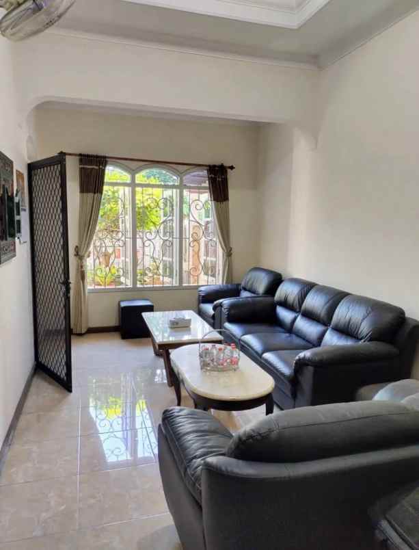 rumah wisma pagesangan shm nego surabaya