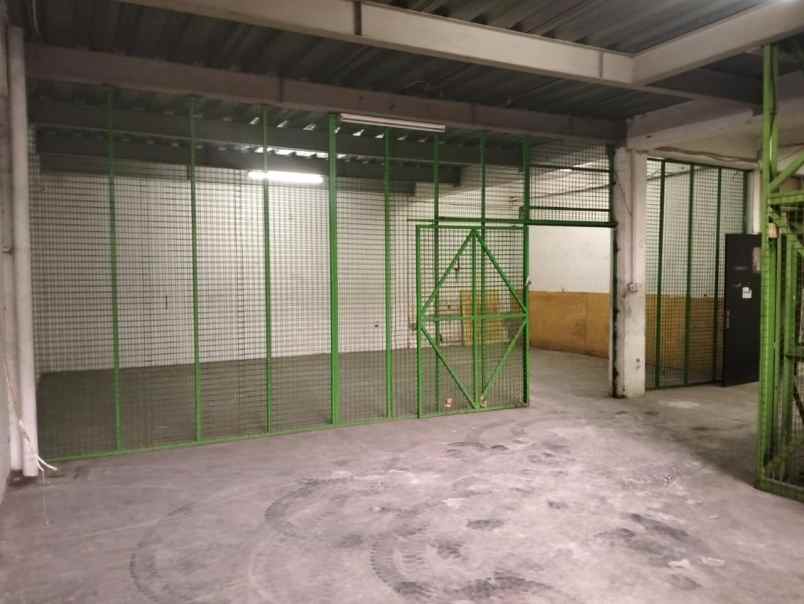 sewa gudang jakarta barat